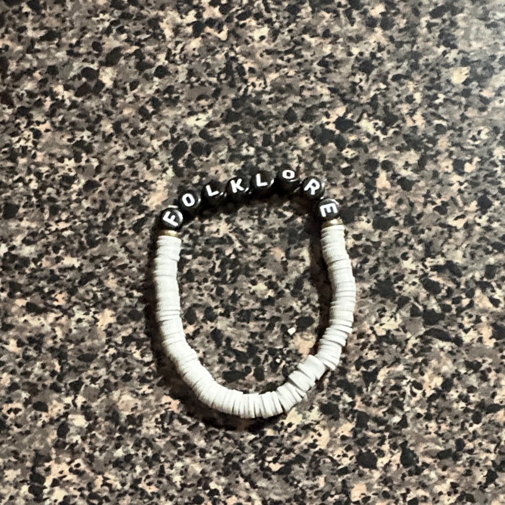 Black and White Beaded Bracelet